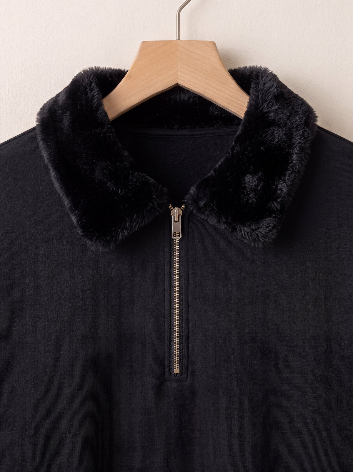 Sweat Shirt Faux Fur Unisex By Zilzy